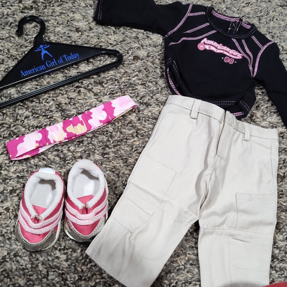 American girl outfit n book